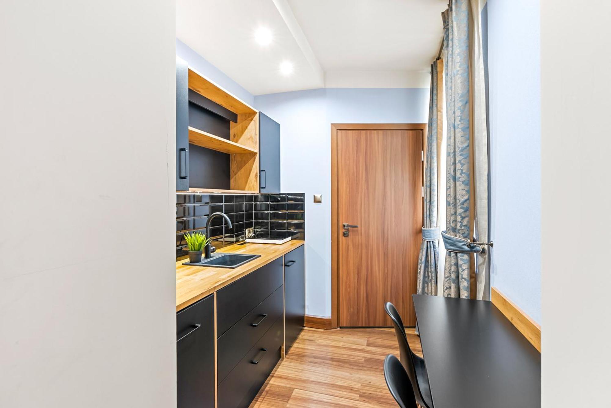 Diament Plaza 4*
