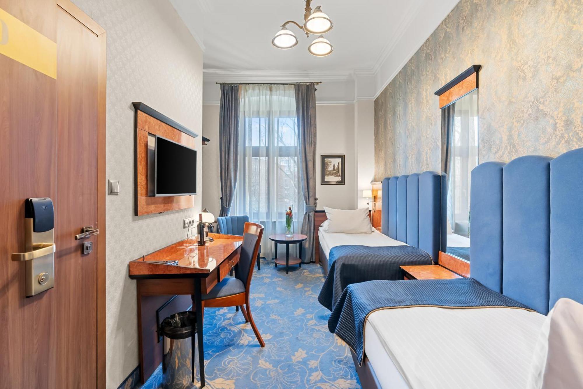 Hotel Diament Plaza 4*