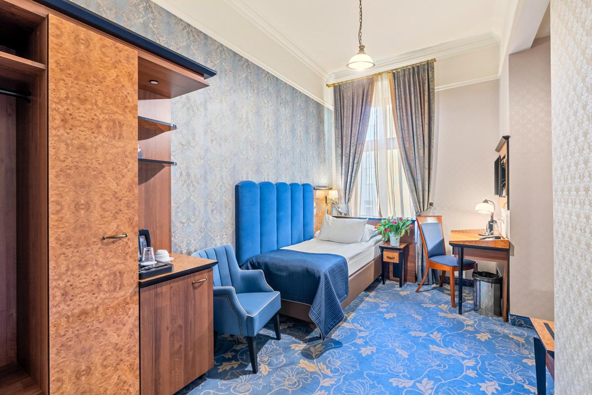 Diament Plaza Hotel